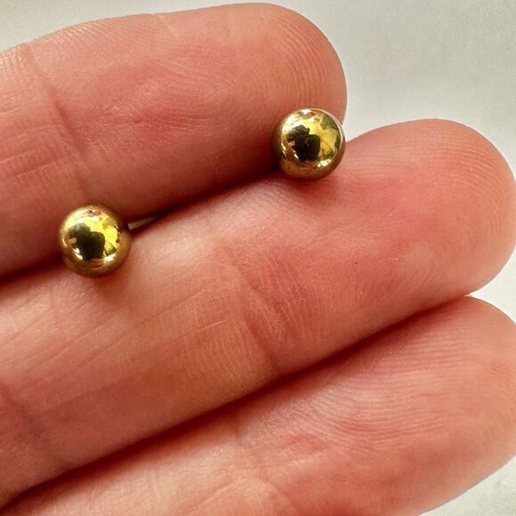 The Marquis Collection gold tone heart pendant with red rose necklace and earrin - Picture 11 of 15